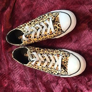 Converse - Sixe 7 women's - Cheetah